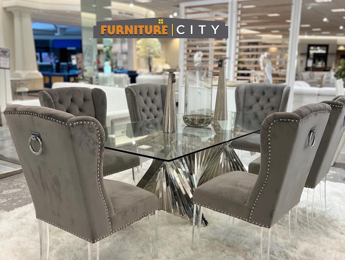Why Buy Your Dining Room Set From Furniture City, Riverside, CA?