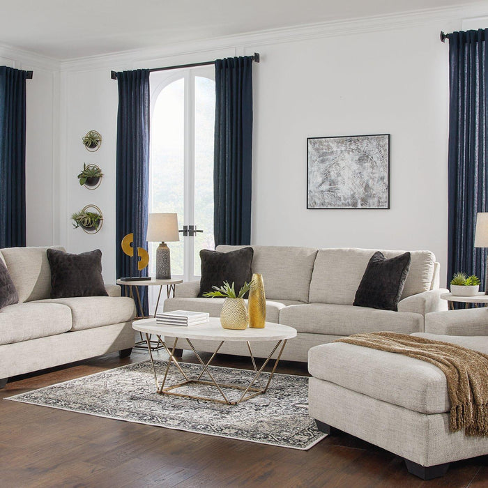 Two's Company, Three's a Crowd? Choosing the Right Sofa Set for Your Home