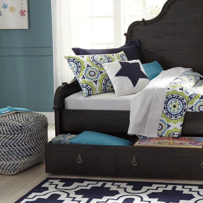 The Mighty Pouf: Why This Small Accent is Your Living Room’s Most Versatile Piece