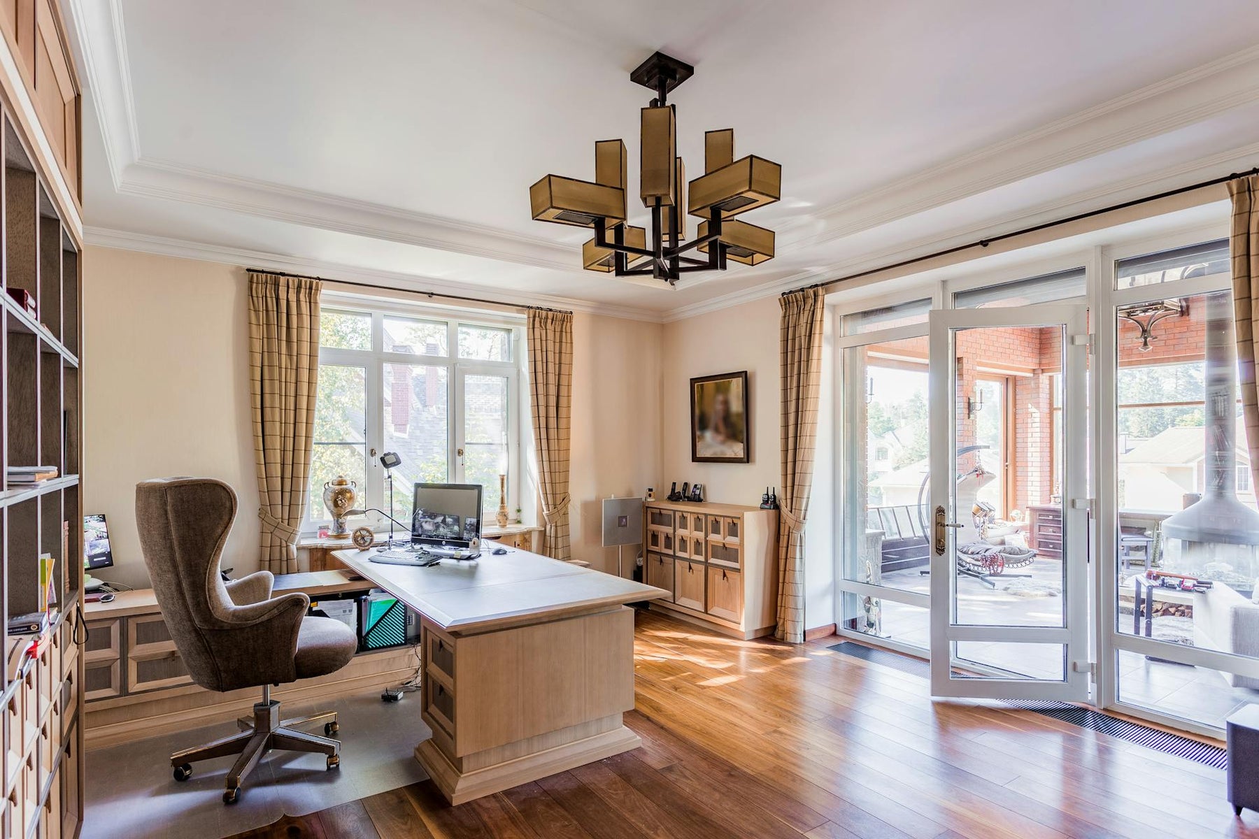 Office Furniture That Boosts Productivity and Comfort