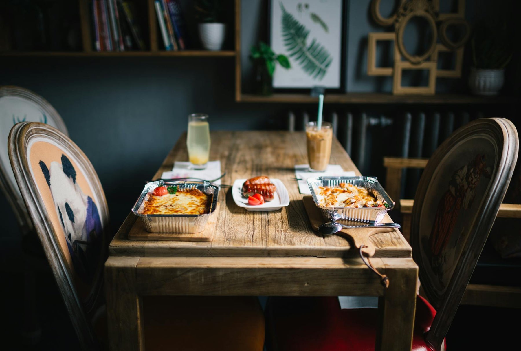 How to Choose the Right Dining Table Shape for Your Room