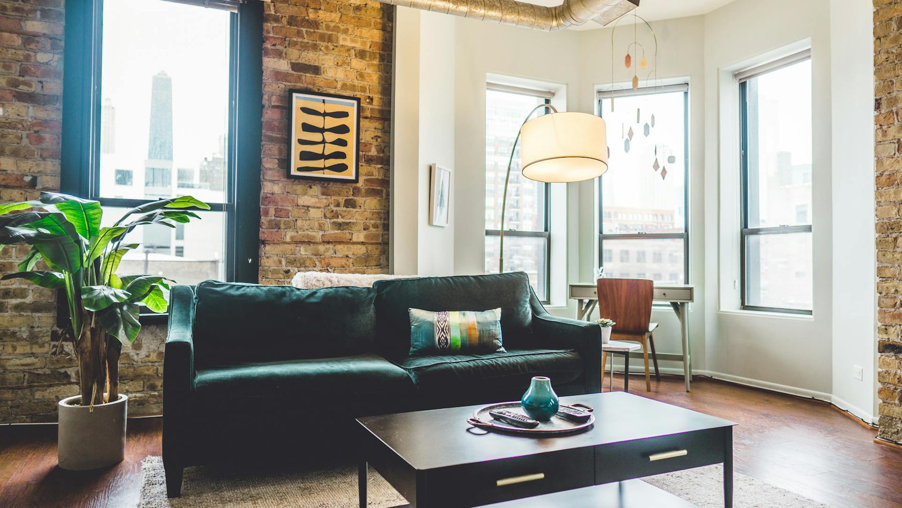 How Do You Choose the Right Sofa for Your Living Room?