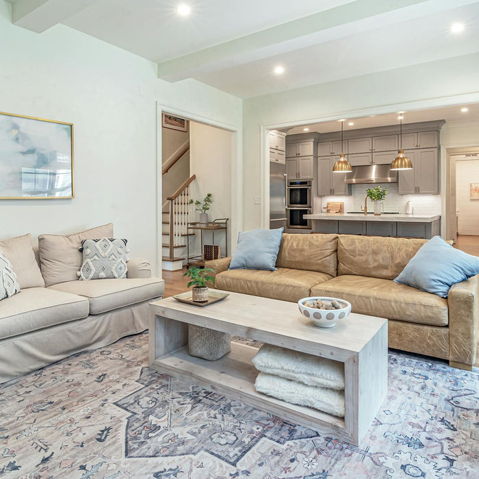 Coffee Tables 101: How to Choose the Ideal Shape and Size for Your Living Room Layout