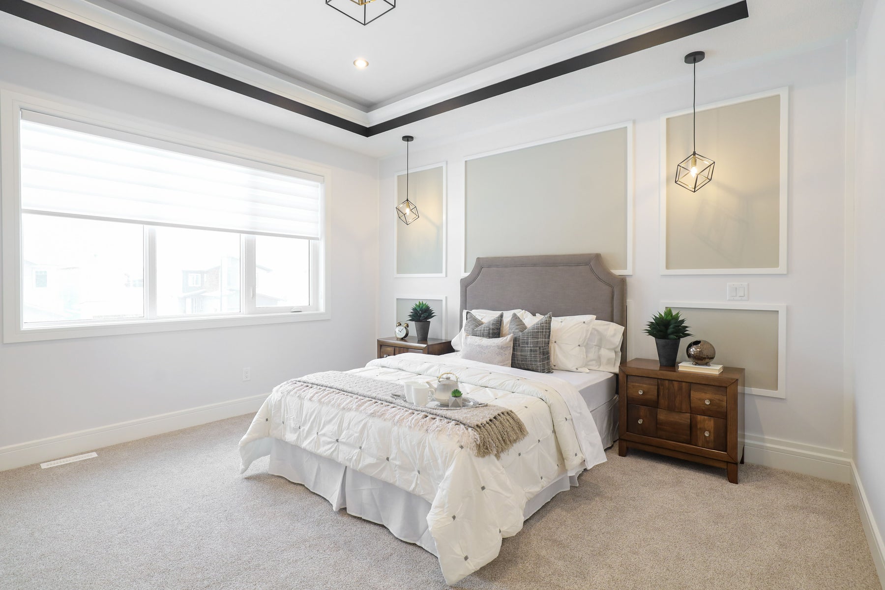 The Complete Bedroom Sanctuary Guide: Coordinated Sets vs. Mix-and-Match Styling