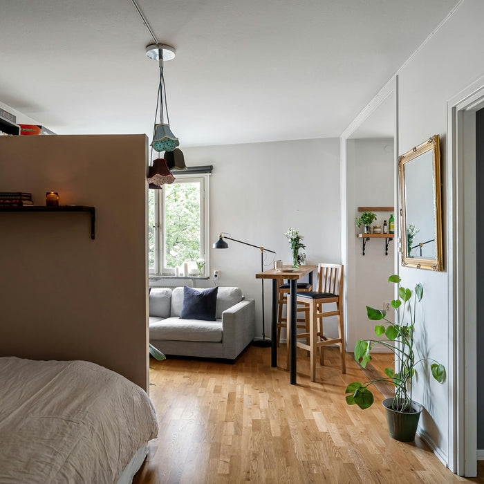 How Can You Furnish a Small Space Effectively?