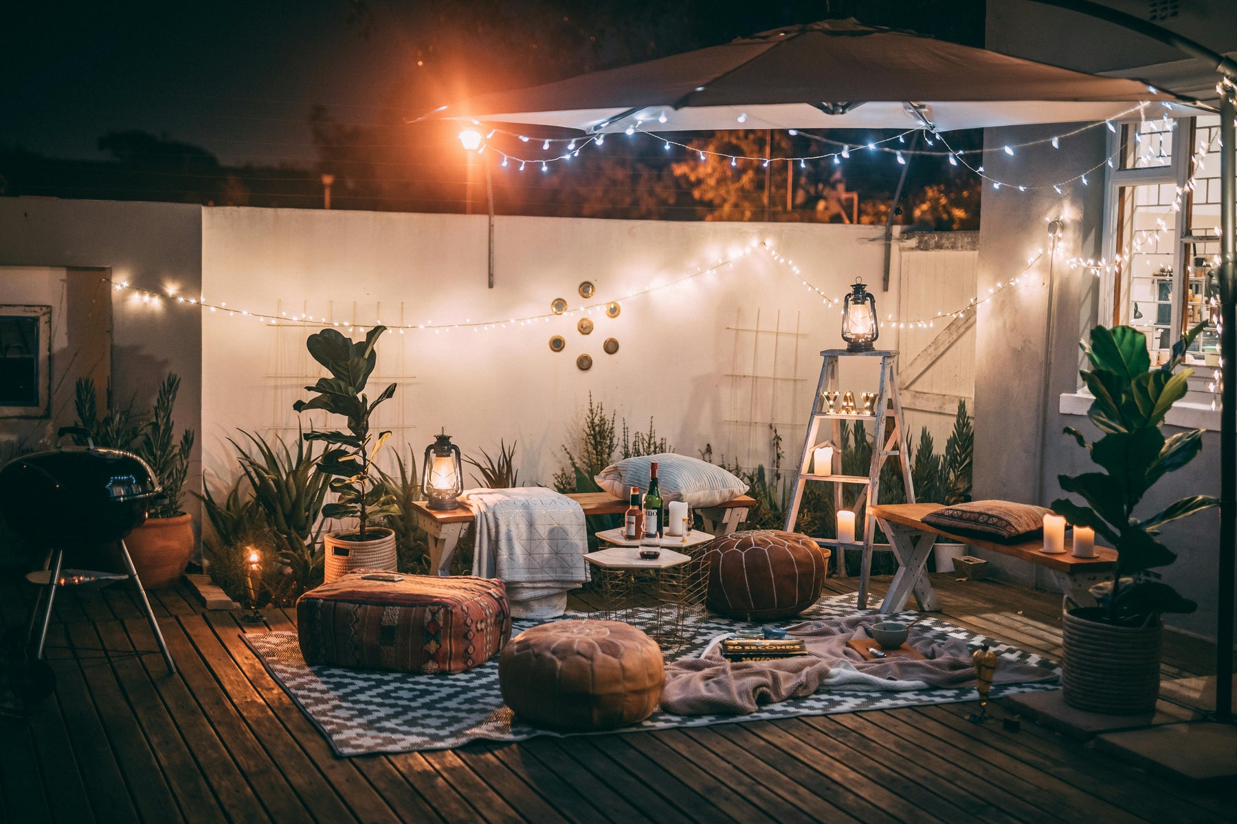Creating a Cozy Outdoor Living Space with Indoor-Quality Comfort