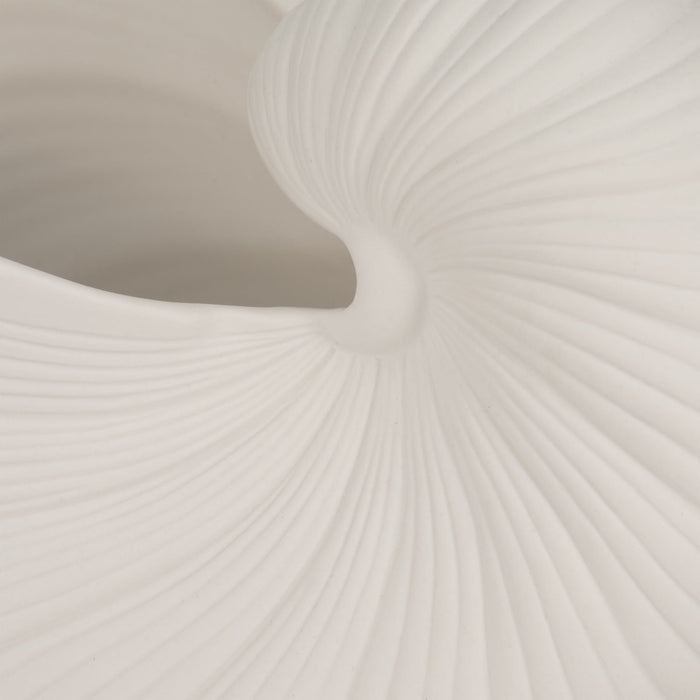 10-nautilus-shell-planter-white-6