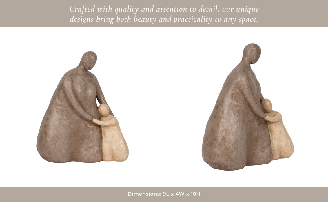 10-parent-and-child-hugging-multi-12