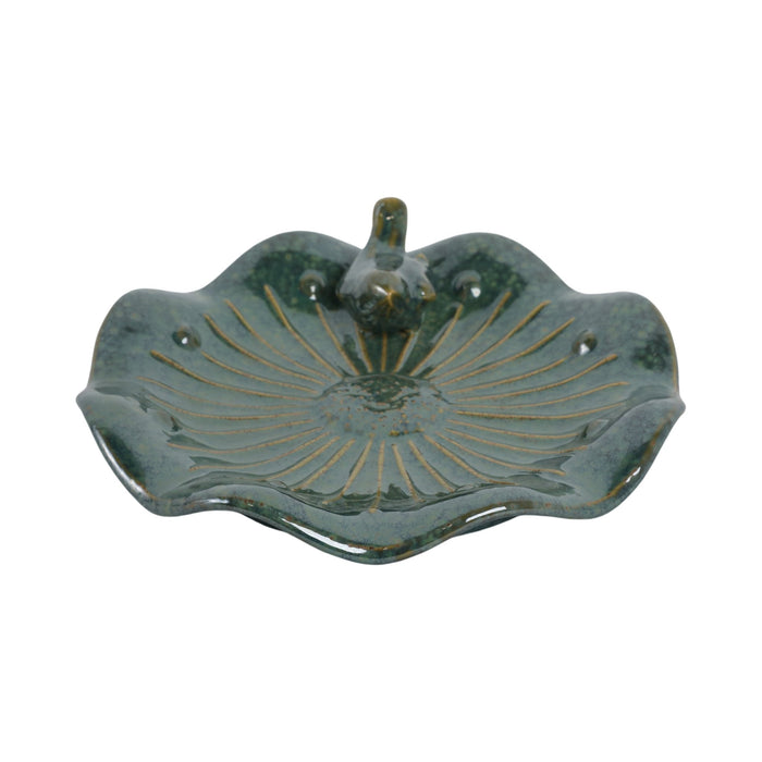 10x2-flower-birdbath-with-perched-bird-green-3