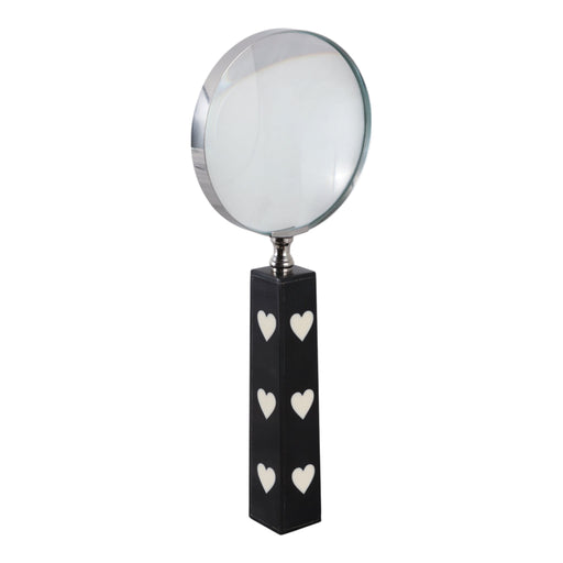 10x4-hearts-handle-magnifying-glass-black-white-2