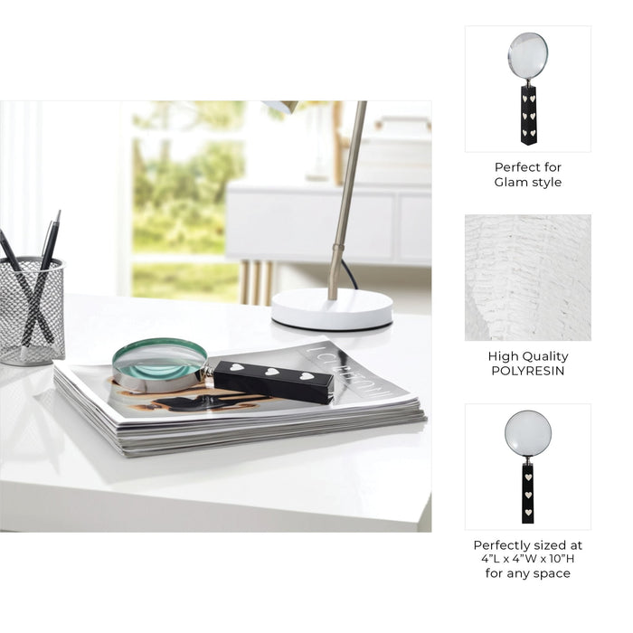 10x4-hearts-handle-magnifying-glass-black-white-9