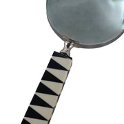 10x4-sharp-lines-magnifying-glass-blue-white-5