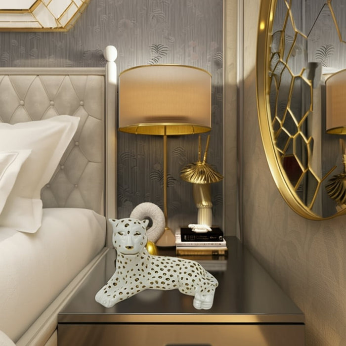 10x6-leopard-lying-down-white-gold-13