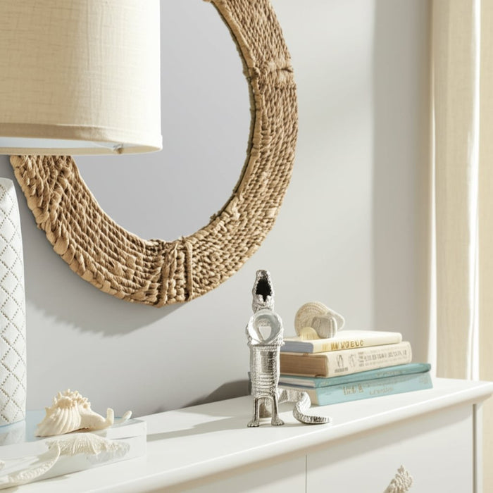 10x7-crocodile-holding-acrylic-ball-silver-9