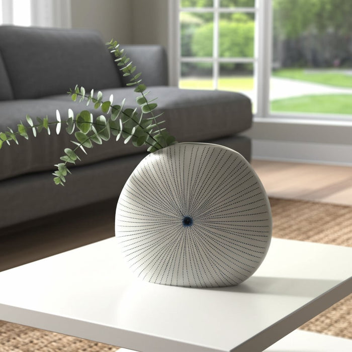 10x9-round-dotted-shell-vase-white-blue-13