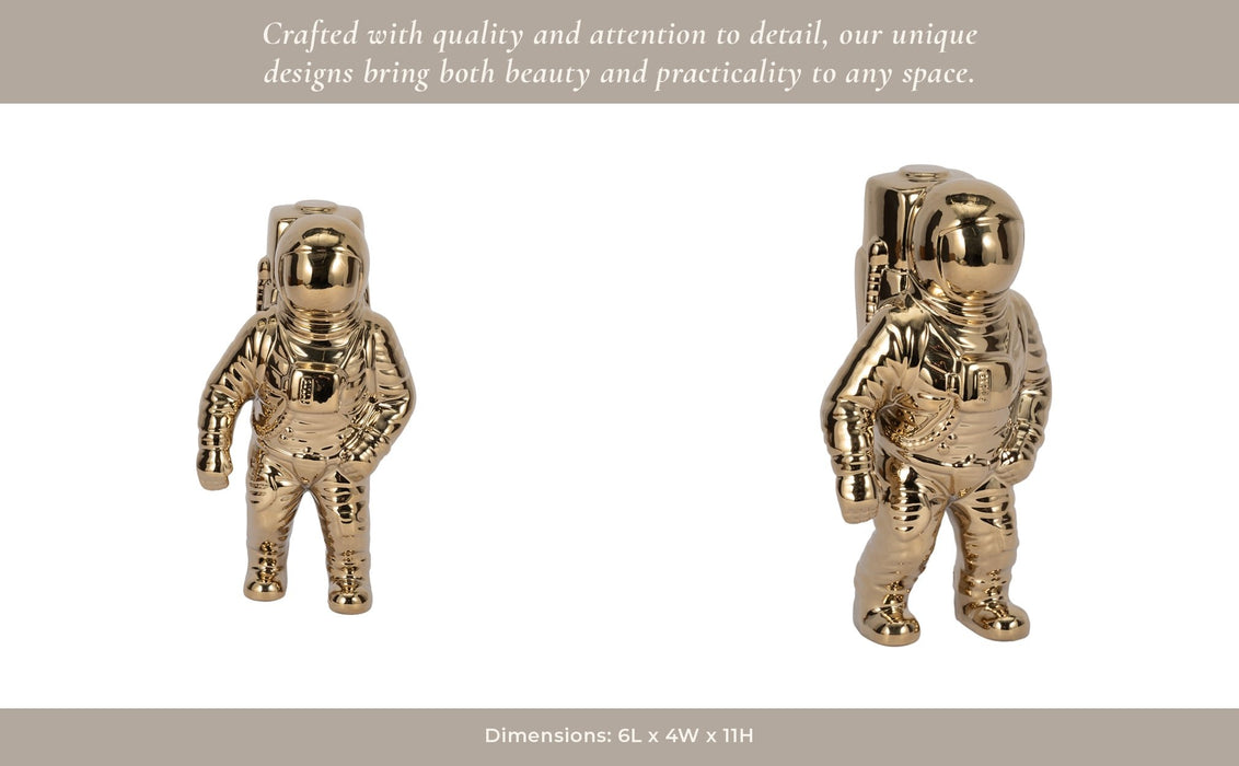 11-astronaut-statuette-gold-13
