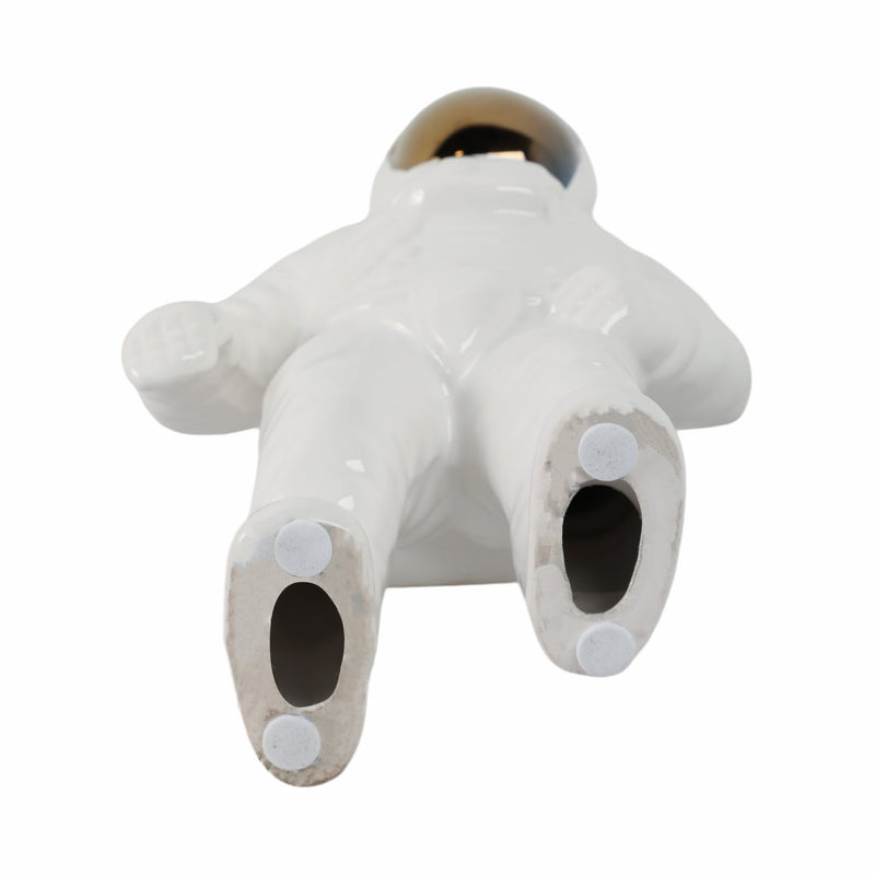 11-astronaut-statuette-white-gold-8