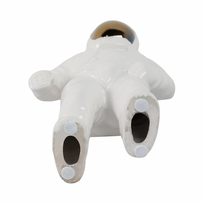 11-astronaut-statuette-white-gold-8