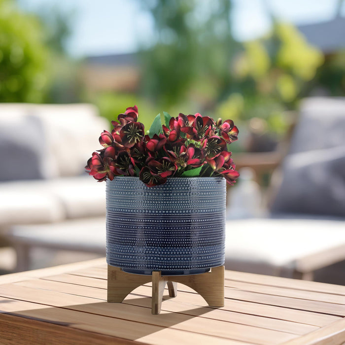 11-dotted-planter-w-wood-stand-blue-12