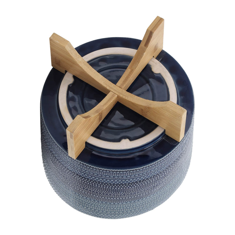 11-dotted-planter-w-wood-stand-blue-5