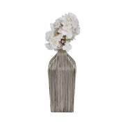 11-lines-square-vase-black-white-2