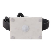 11x10-avid-reader-on-marble-base-black-white-7