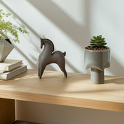 12-curved-horse-grey-11