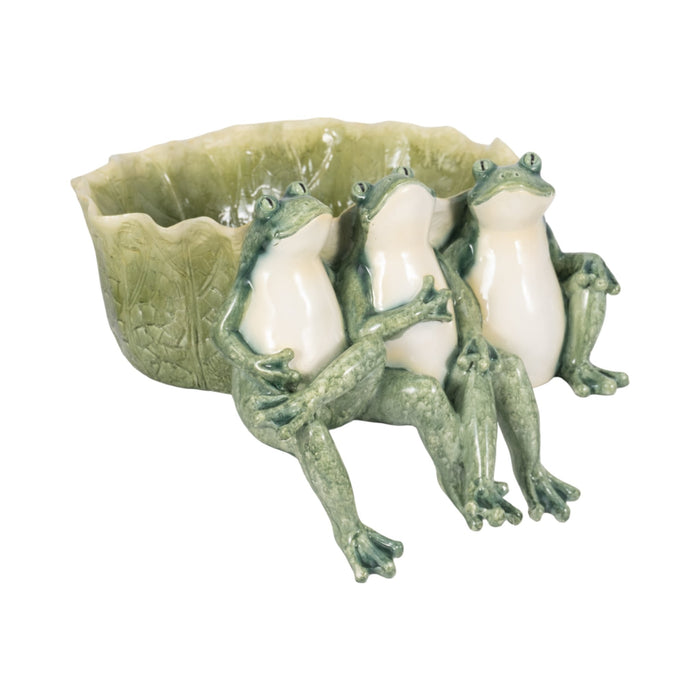 12-three-sitting-frogs-planter-green-2