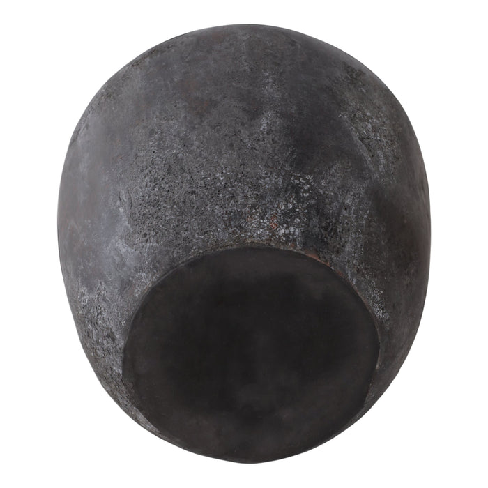 12x9-terracotta-vase-black-7