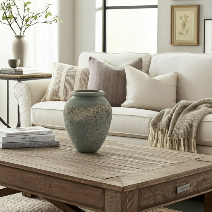 12x9-terracotta-vase-ivory-green-9