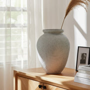 12x9-terracotta-vase-white-9