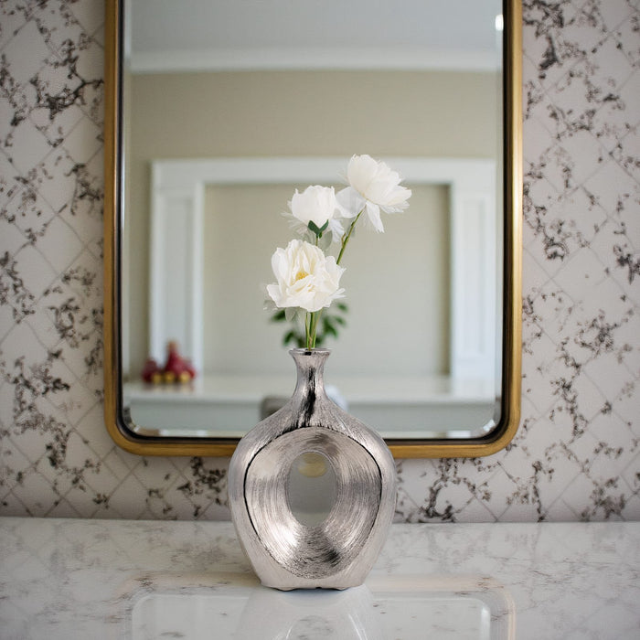 13-scratched-oval-vase-cut-out-silver-9