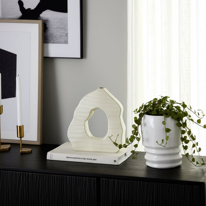 14-ribbed-open-cut-out-vase-ivory-10