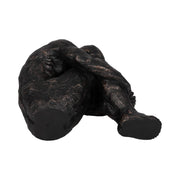 16-sitting-man-bronze-7
