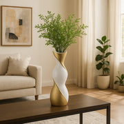 16-twisted-vase-white-gold-11