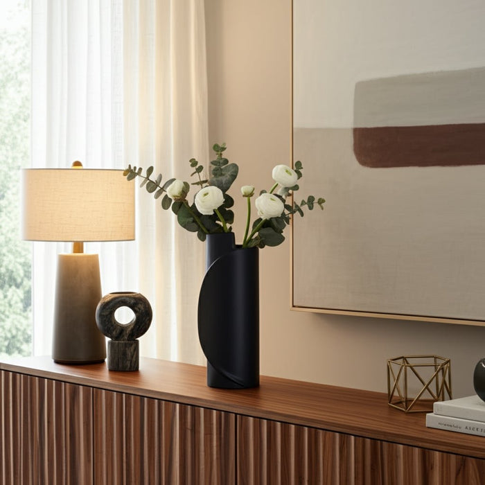 16x7-wrap-around-vase-black-12