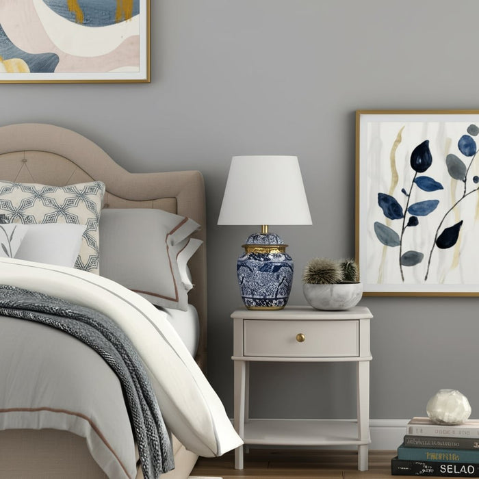 18-chinoiserie-table-lamp-gold-trim-white-blue-10