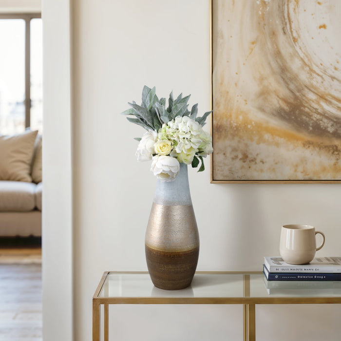 18-gold-ombre-metal-hourglass-vase-white-gold-10