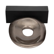 18-metal-oval-sculpture-slvr-blk-6