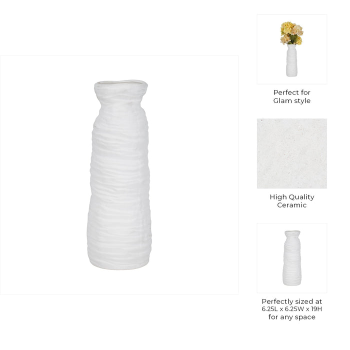 19-horizontal-ribbed-matte-vase-ivory-9