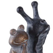 19x15-gold-frog-on-snail-grey-5
