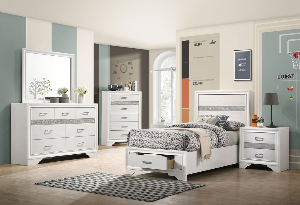 Miranda California King. E.King, & Queen 2-drawer Storage Bed Black & White