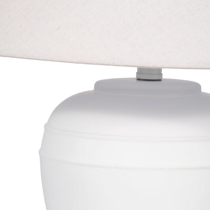 21-textured-table-lamp-tapered-shade-white-4