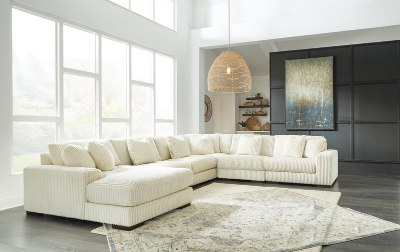 lindyn-6-piece-sectional-with-chaise-2