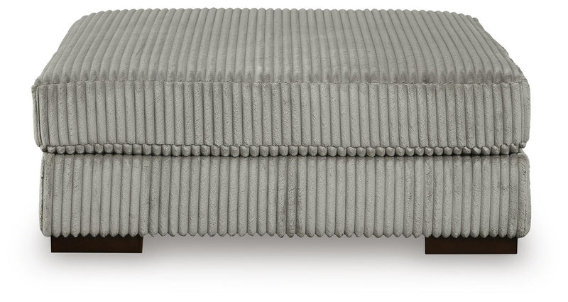lindyn-3-piece-sectional-with-ottoman-2