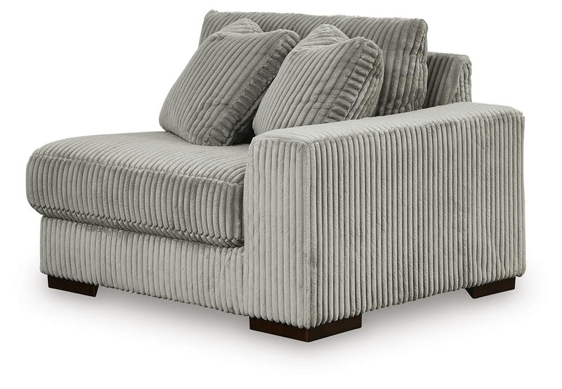 lindyn-3-piece-sectional-and-chaise-23