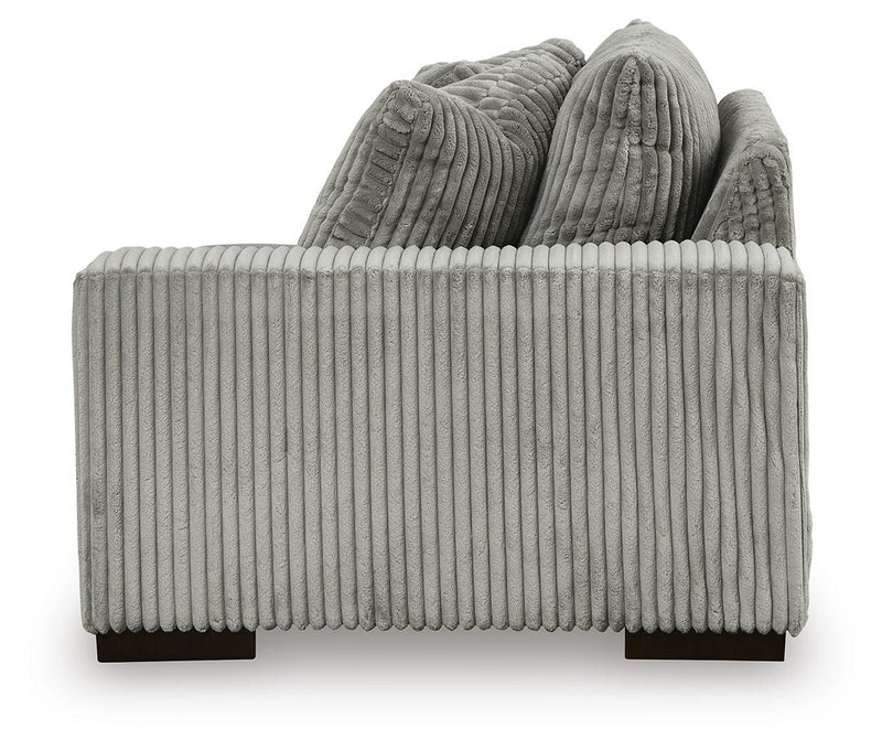 lindyn-3-piece-sectional-and-chaise-26