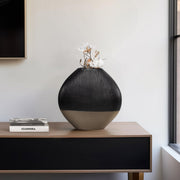 22-color-block-round-vase-black-brass-antique-11