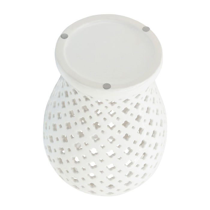 24-cut-out-clover-temple-jar-white-8