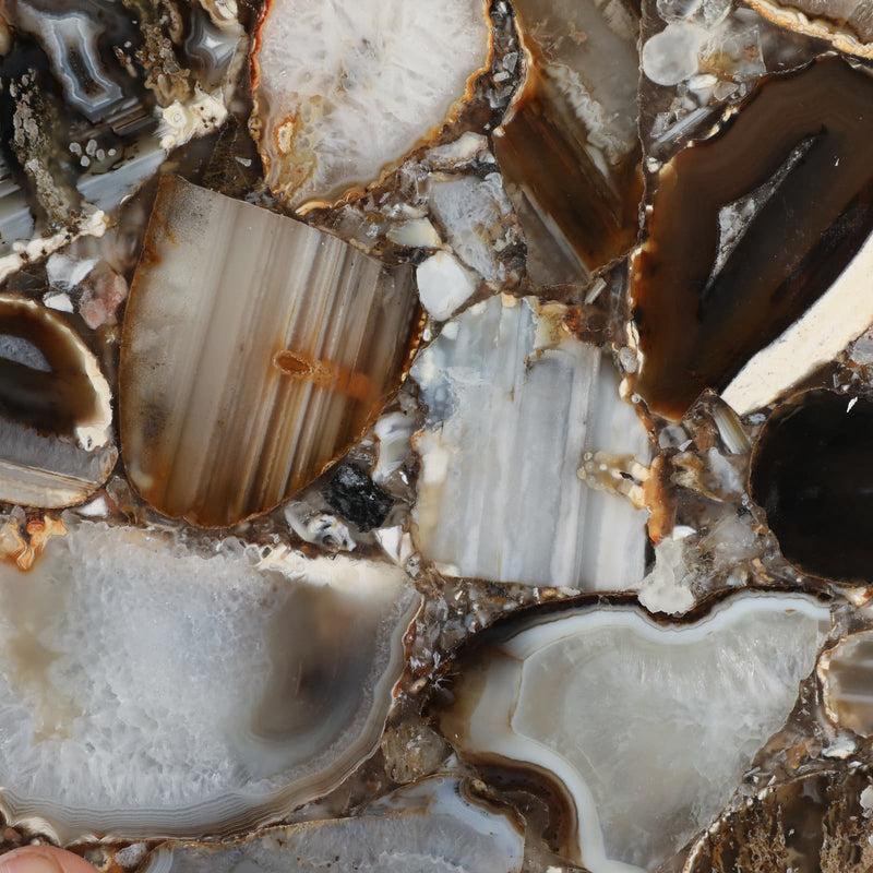 24x15-agate-top-c-table-black-gold-8